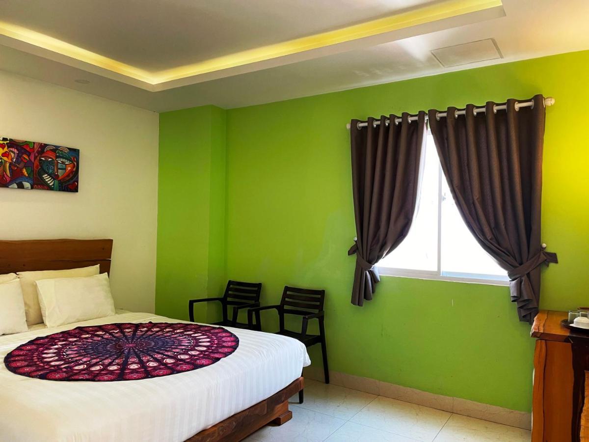 Boutique Hotel La Villa Nha Trang Exterior photo
