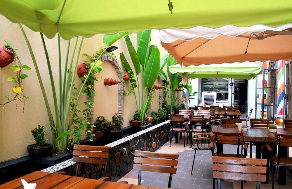 Boutique Hotel La Villa Nha Trang Exterior photo